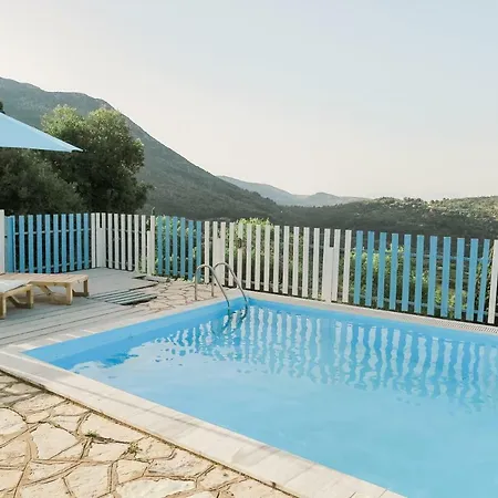 Forum Villas Vafkeri * Lefkada City